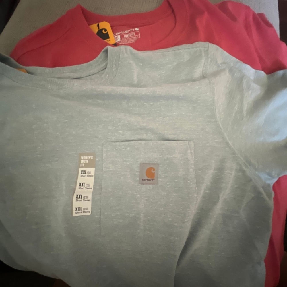 Women’s loose fit short sleeve Carhartt shirts
